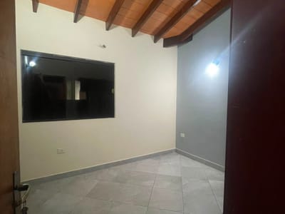 DUPLEX DE 5 HABITACIONES EN FERNANDO DE LA MORA  VILLA OFELIA 