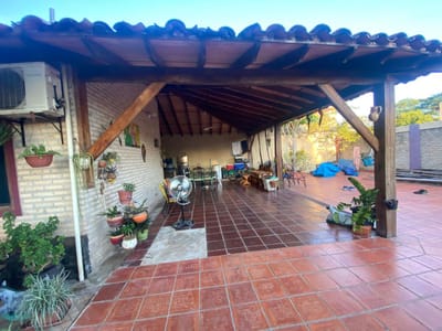 VENDO CASA EN VILLA ELISA