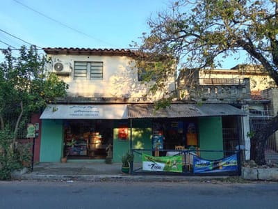 Casa 5 dorm. con potencial comercial | Vista Alegre