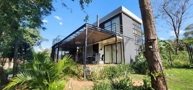 CASA EN ESTANZUELA, ITAUGUA CON VISTA AL LAGO