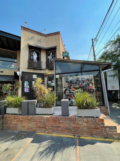 ALQUILO LOCAL GASTRONOMICO CON UBICACION EXCLUSIVA Y PRIVILEGIADA