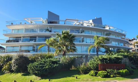 ESPECTACULAR APARTAMENTO CON VISTA AL MAR - RUTA 10 MANANTIALES PUNTA DEL ESTE