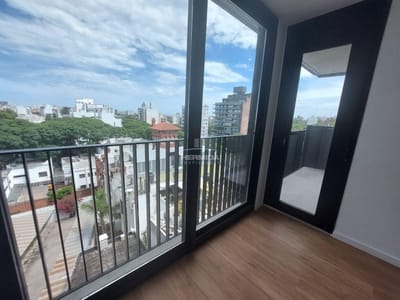 Apartamento 1 dormitorio amplio con vista abierta y terraza