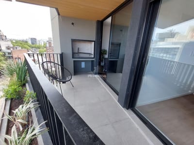 1 dormitorio de gran calidad con amplia terraza y parrillero