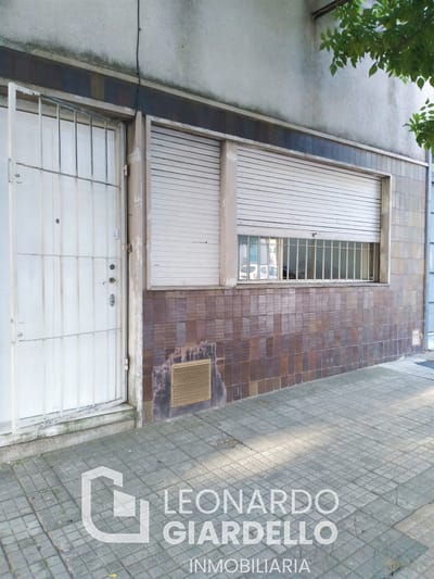 Venta - Departamento - 2 dormitorio - Montevideo - La Comercial