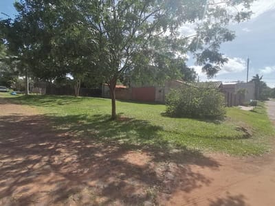 VENDO TERRENO EN ESQUINA EN ÑEMBY BARRIO SAN CARLOS!!