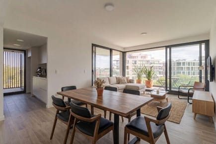 Venta apartamento 2 dormitorios con terraza, parrillero y garage en Barrio Parques