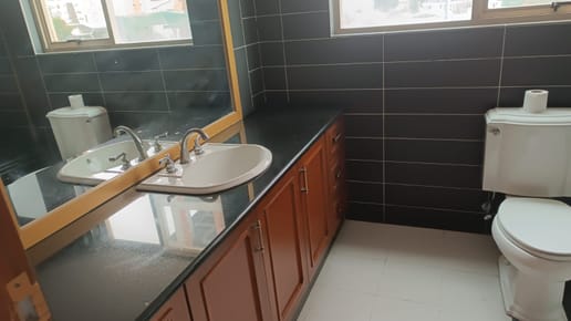 Departamento en Alquiler en la 18 de Calacoto 