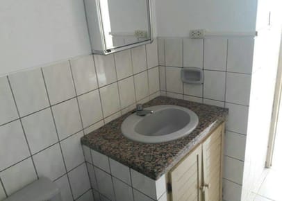 Depto de 1 habitaciones Zona Suarez arana 2do anillo
