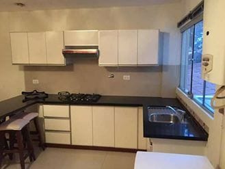 Bienes Raíces Fenix Alquila Dptos. amoblados de 1 y 2 habitaciones en z/centro cerca de la Plaza principal 24 de septiembre