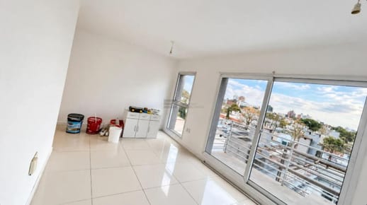 Si alquila apartamento 3 dormitorios La blanqueada