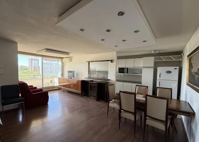 Se vende apartamento de dos dormitorios, dos baños y garage en Malvín