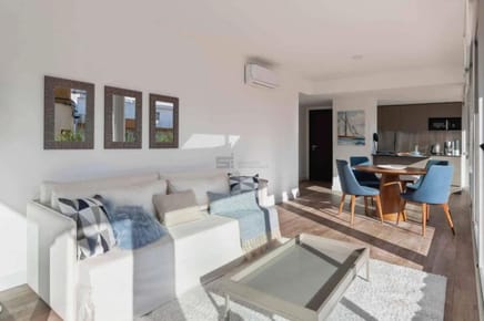 Se vende / Apartamento de un dormitorio con terraza y parrillero en Pocitos