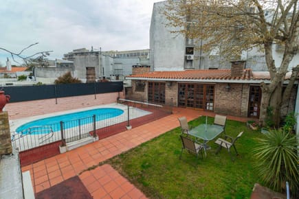Si vende Casa Parque Batlle piscina barbacoa parrillero