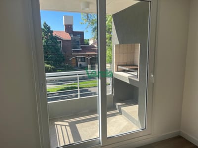 Venta apartamento Malvín 2dorm con parrillero,, a estrenar, finas terminaciones