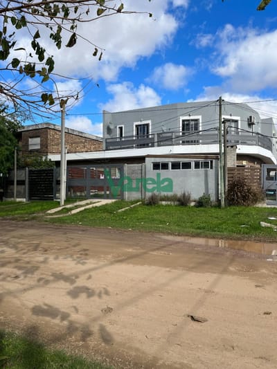 Venta de 2 casas Shangrilá sur en un padrón.  ideal inversor