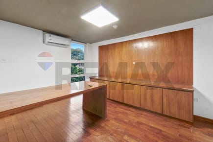 EDIFICIO Corporativa en Alquiler EJE CORPORATIVO