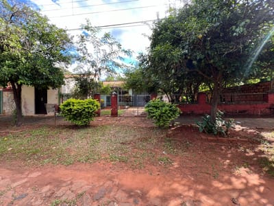 Acogedora vivienda con excelente ubicación 