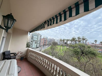 Venta apartamento Villa Biarritz 180 m2, 3 dorm  estar  escritorio