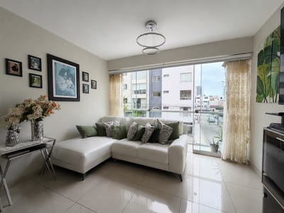 VENTA DE DEPARTAMENTO CON COCHERA Y DEPÓSITO – LOS SAUCES, SURQUILLO