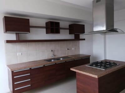 Departamento Semi amoblado de 3 habitaciones