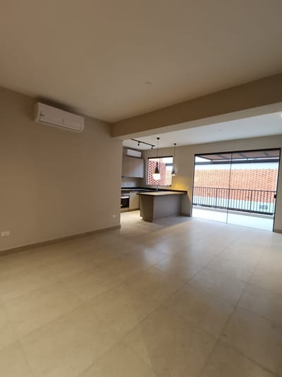 Vendo Triplex a Estrenar en Condominio Cerrado. Fernando Zona Norte. COD 037