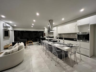 A LA VENTA DUPLEX A ESTRENAR EN BARRIO ZONA DEL YACHT Y GOLF CLUB 