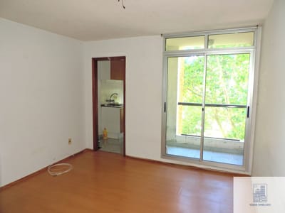 Apartamento en venta c/ cochera en Parque Rodó