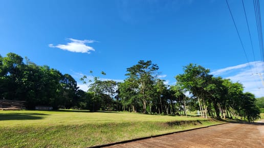 Vendo Terreno de 1.066 m2 frente al campo de golf – Paraná Country Club