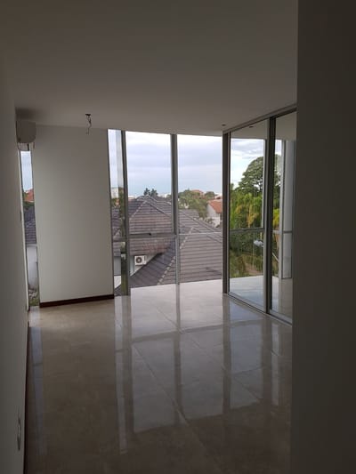 DEPARTAMENTO  EN ALQUILER AL FRENTE  DEL CLUB DE GOLF