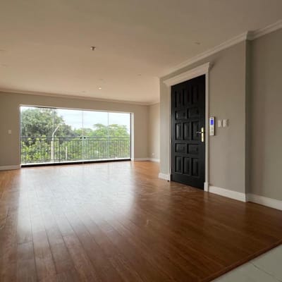 LINDO FLAT DE ESTRENO EN SAN ISIDRO NO PAGA ALCABALA