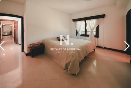 En venta casa de 5 dormitorios a metros del mar en Mansa, Punta del este
