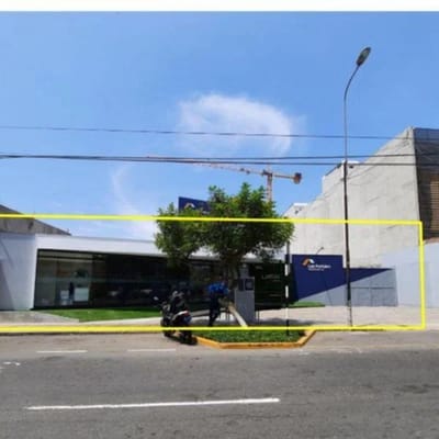SE ALQUILA LOCAL COMERCIAL EN MIRAFLORES  M