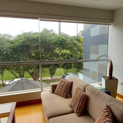 Excelente Dúplex frente a Parque cerca al Boulevard y Pentagonito