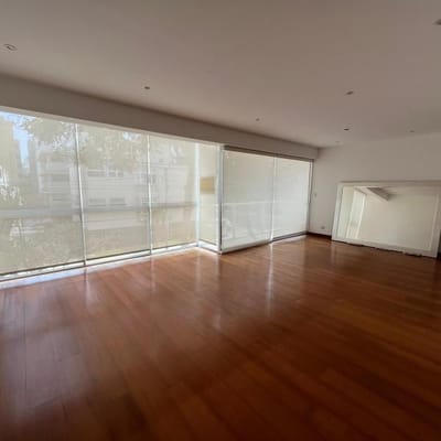 Lindo e iluminado flat en San Isidro