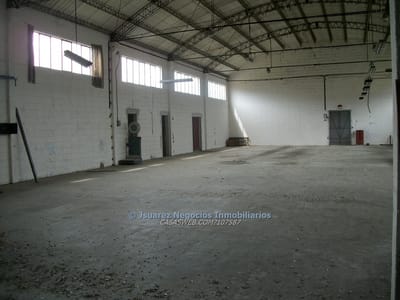 J.S  Local Industrial en BARROS BLANCOS