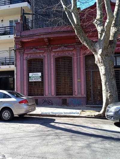 J.S. Casa en Venta, Parque Rodo, 3 dormitorios, a reciclar