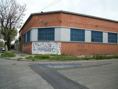 JS. BAJO DE PRECO-Muy buen local esquina en La Teja de 1300m2