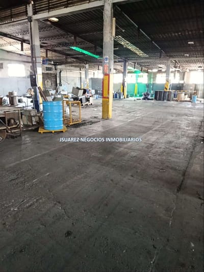 J.S Buena planta industrial sobre Luis B Berres. 3600 m2