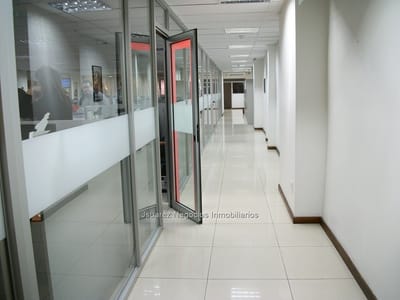 J.S.  LOCAL COMERCIAL CON RENTA