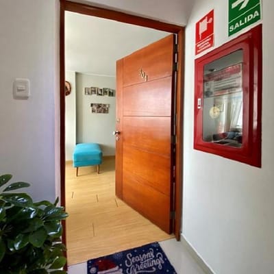 VENTA, SAN NIGUEL, FLAT, 3 DORMITORIOS, VISTA CALLE, LAVANDERIA
