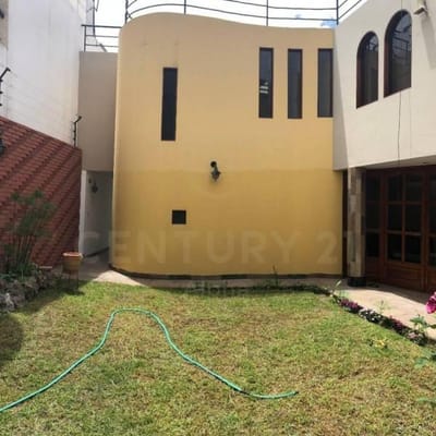 Yanahuara, casa en alquiler en quinta privada¬¬