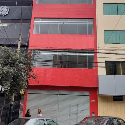 SE ALQUILA LOCAL COMERCIAL EN LA MEJOR ZONA DE LINCE