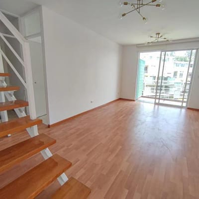 ALQUILER DE TRIPLEX DE 3 DORM EN LA MOLINA