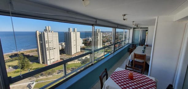 En Venta apartamento en Playa Mansa