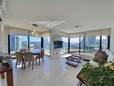 Venta apartamento 3 dormitorios con vista al mar Chiverta Punta del Este