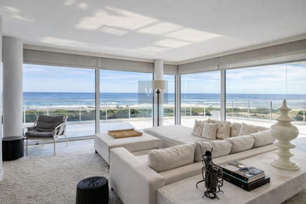 Penthouse exclusivo en Edificio Mythos | Vista plena al mar