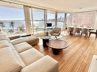Apartamento 3 Dormitorios Puerto Punta del Este Vista al Mar - Piscina Privada