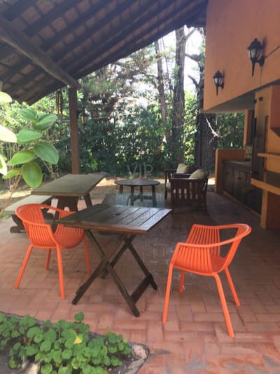 Alquilo casa en la barra de 3 dormitorios