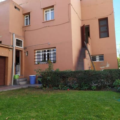 VENTA de CASA COMO TERRENO En PLENA ZONA COMERCIAL de YANAHUARA